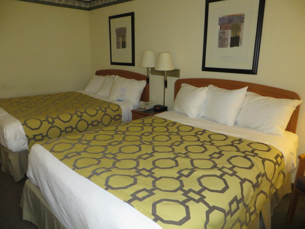 Baymont By Wyndham Fort Wayne Dış mekan fotoğraf